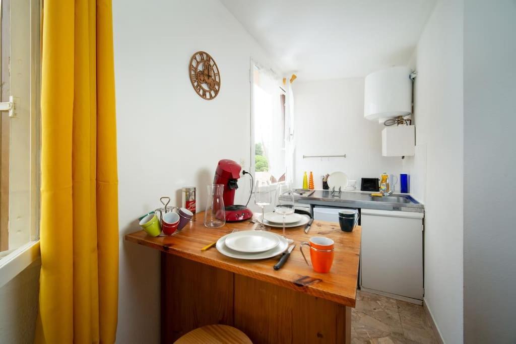 Fully Equipped Apartment Ideal For 2 People مارسيليا المظهر الخارجي الصورة